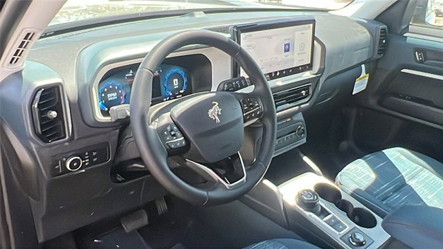 New 2025 Ford Bronco Sport Heritage w/ Convenience Package image 15