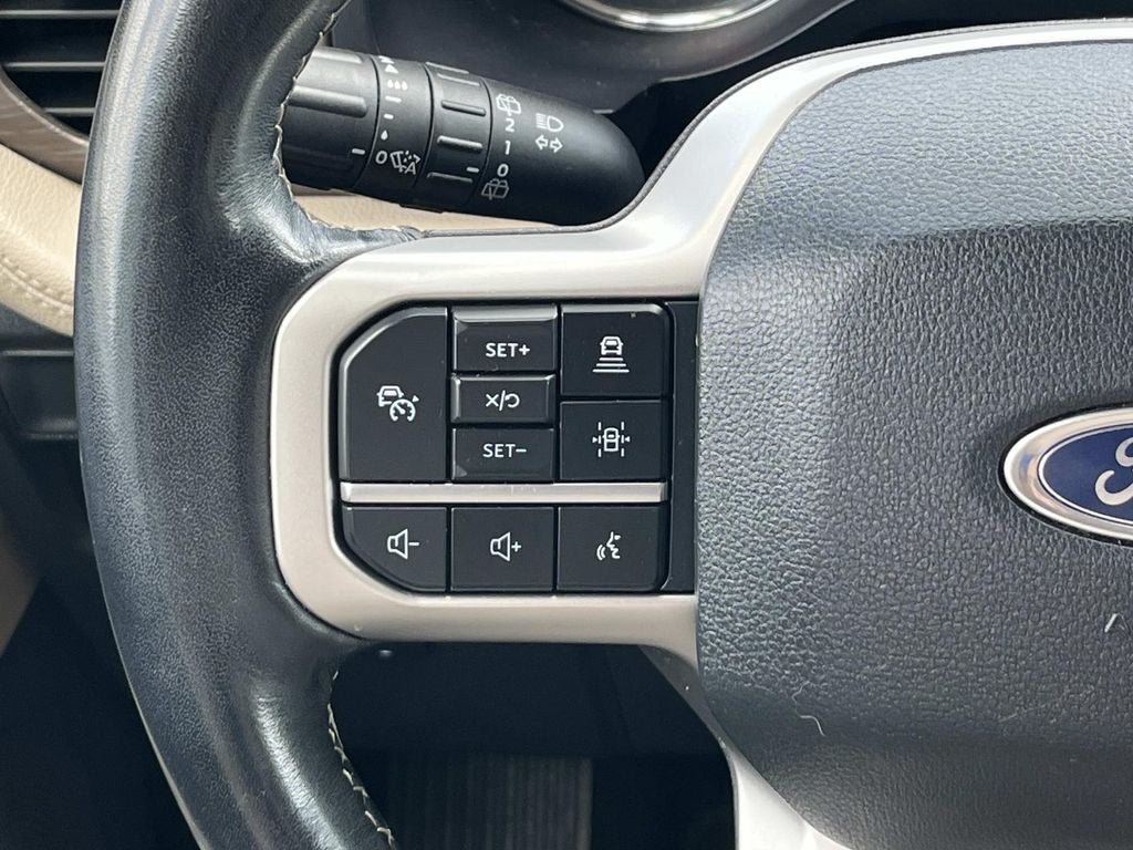 Used 2024 Ford Expedition Max Limited AWD/4WD image 16
