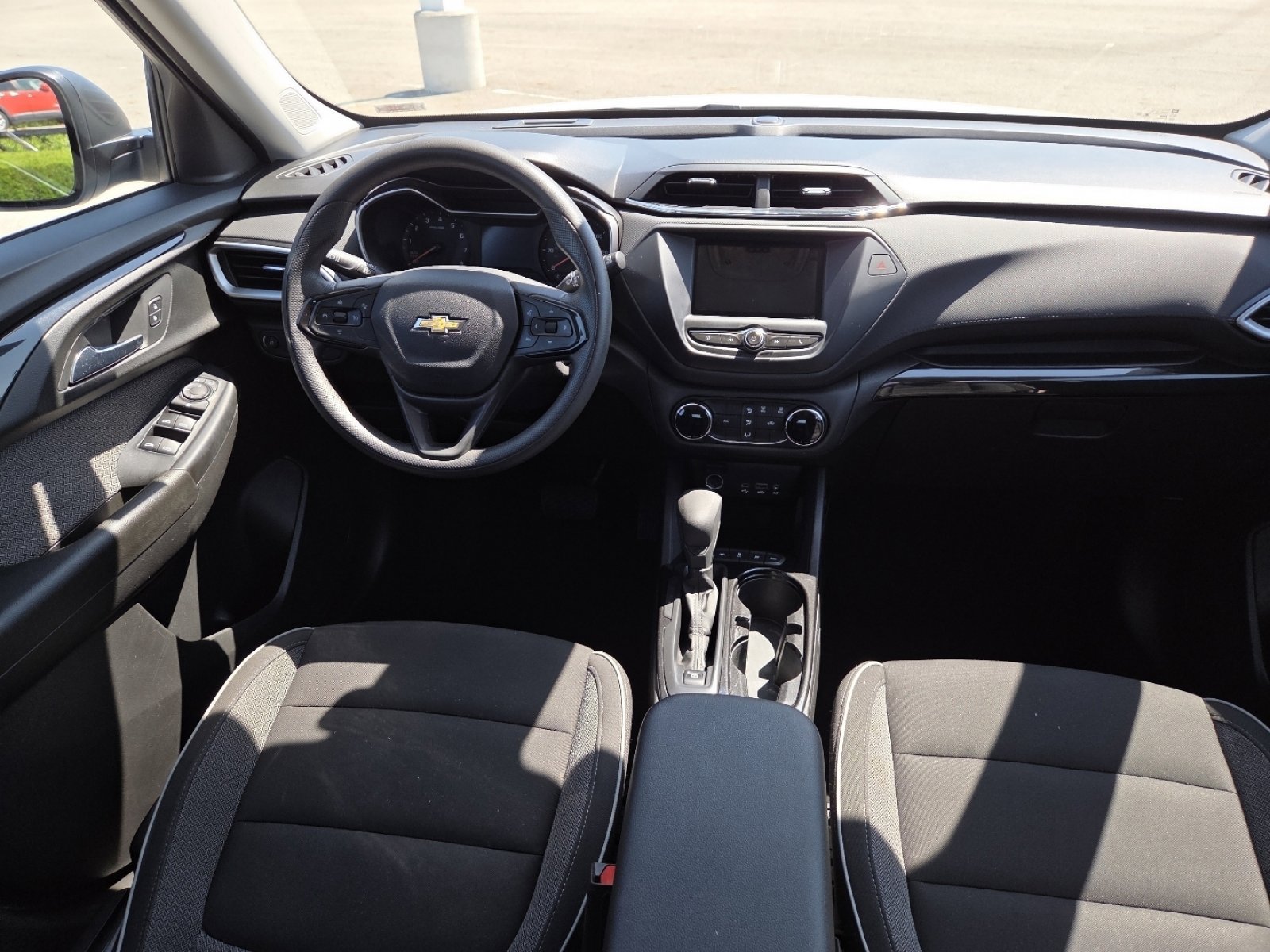 Used 2021 Chevrolet TrailBlazer LS AWD/4WD image 21