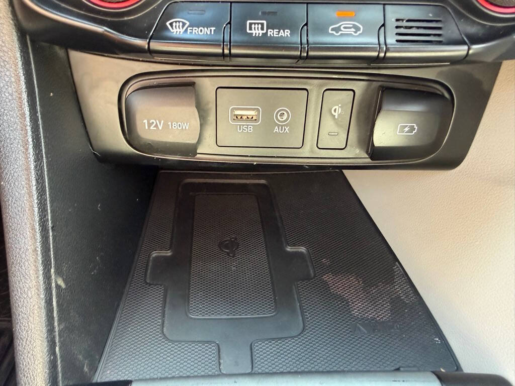 Used 2019 Hyundai Veloster Turbo Ultimate FWD image 21