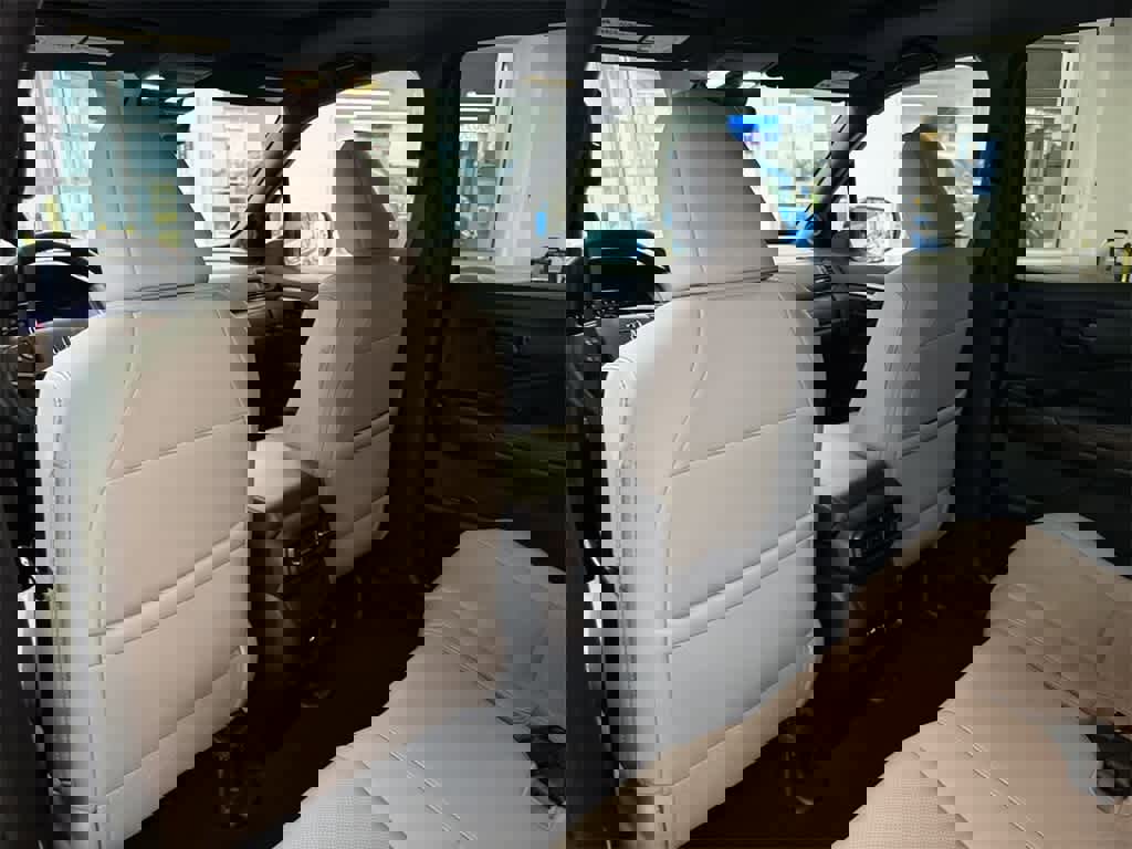 Certified 2024 Honda Passport EX-L image 19