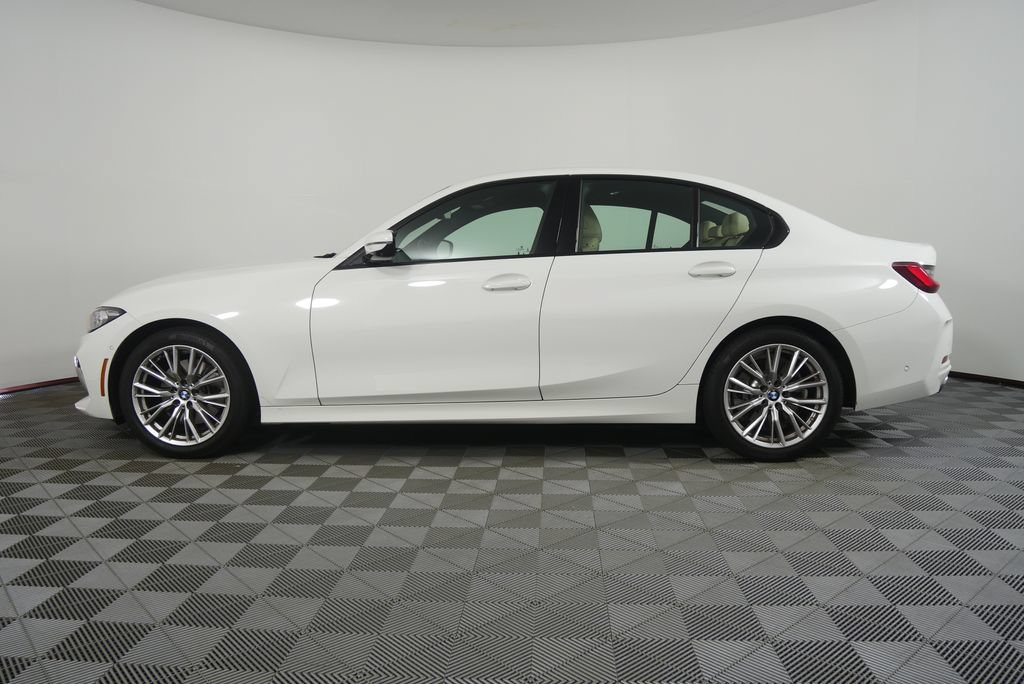 Certified 2023 BMW 330i Sedan w/ Parking Assistance Package RWD image 6