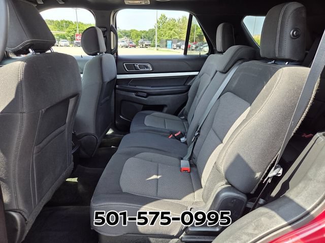 Used 2017 Ford Explorer XLT w/ Equipment Group 201A AWD/4WD image 12