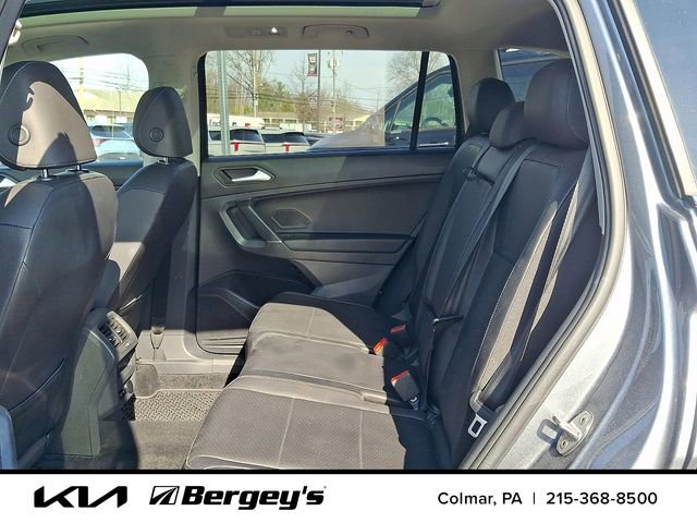 Used 2020 Volkswagen Tiguan SEL image 12