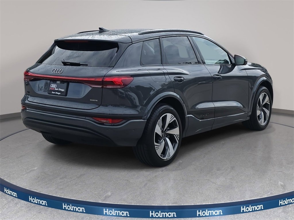 Certified 2025 Audi Q6 e-tron Premium w/ Convenience Package image 3
