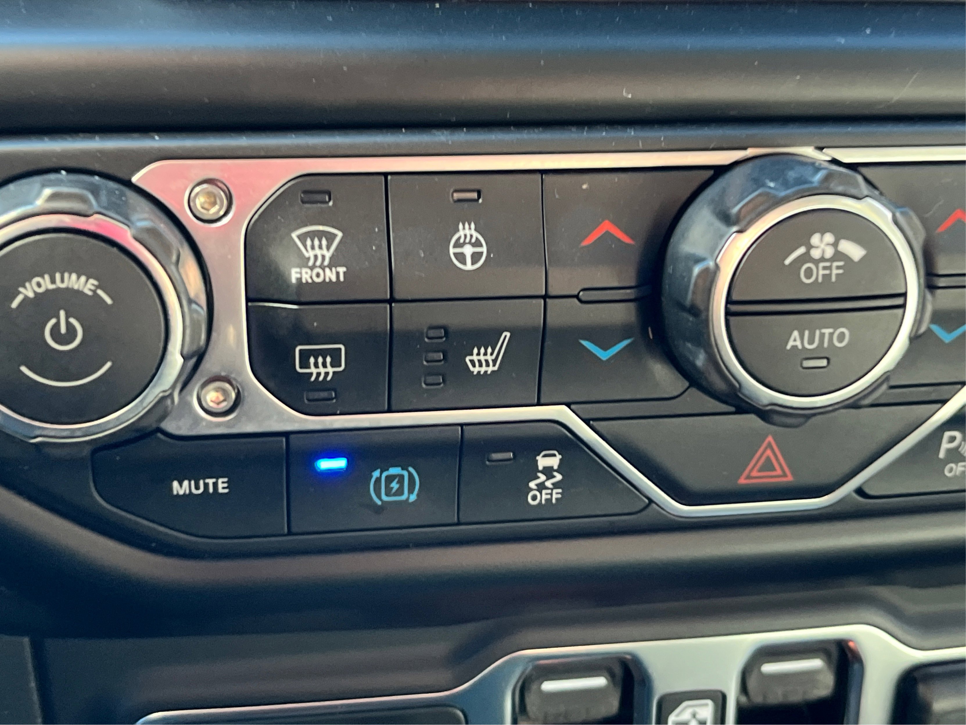 Used 2021 Jeep Wrangler Unlimited Sahara w/ Cold Weather Group image 52