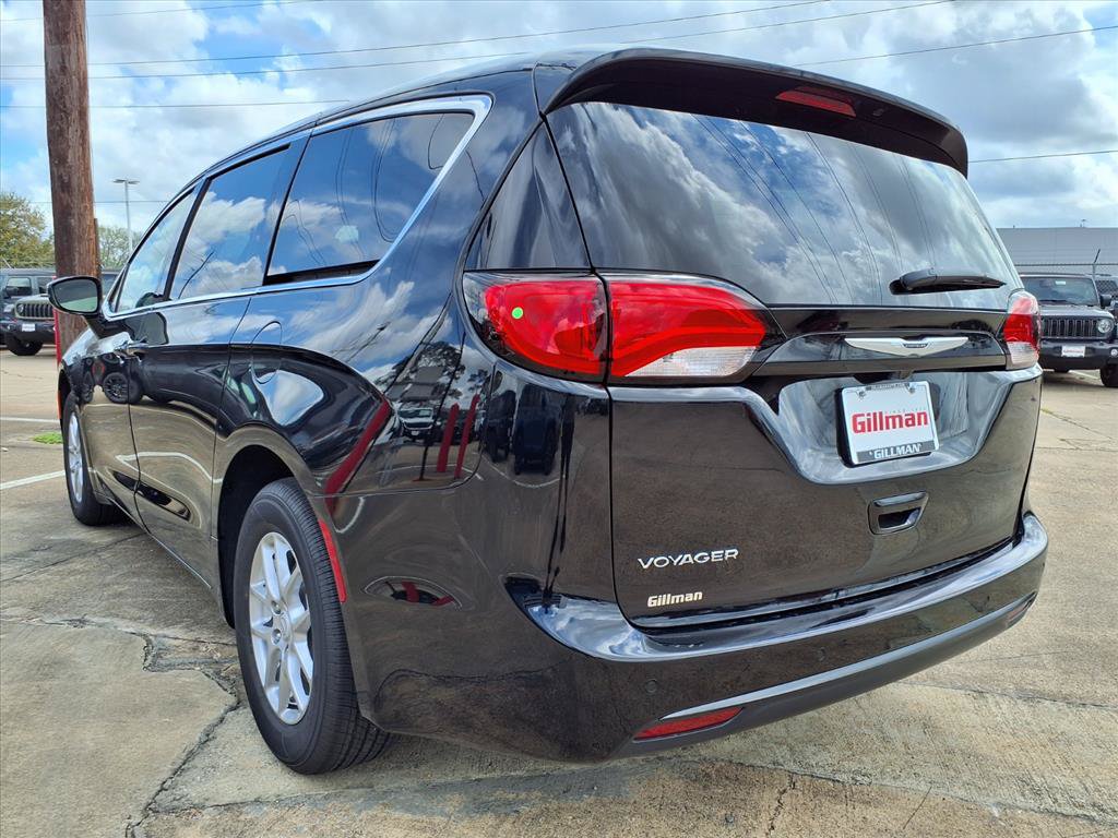 New 2026 Chrysler Voyager LX FWD image 2