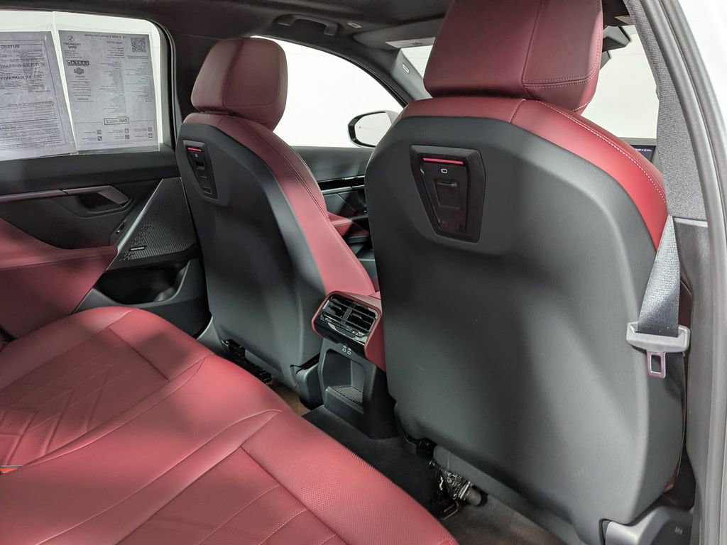 Used 2025 BMW 530i xDrive image 39