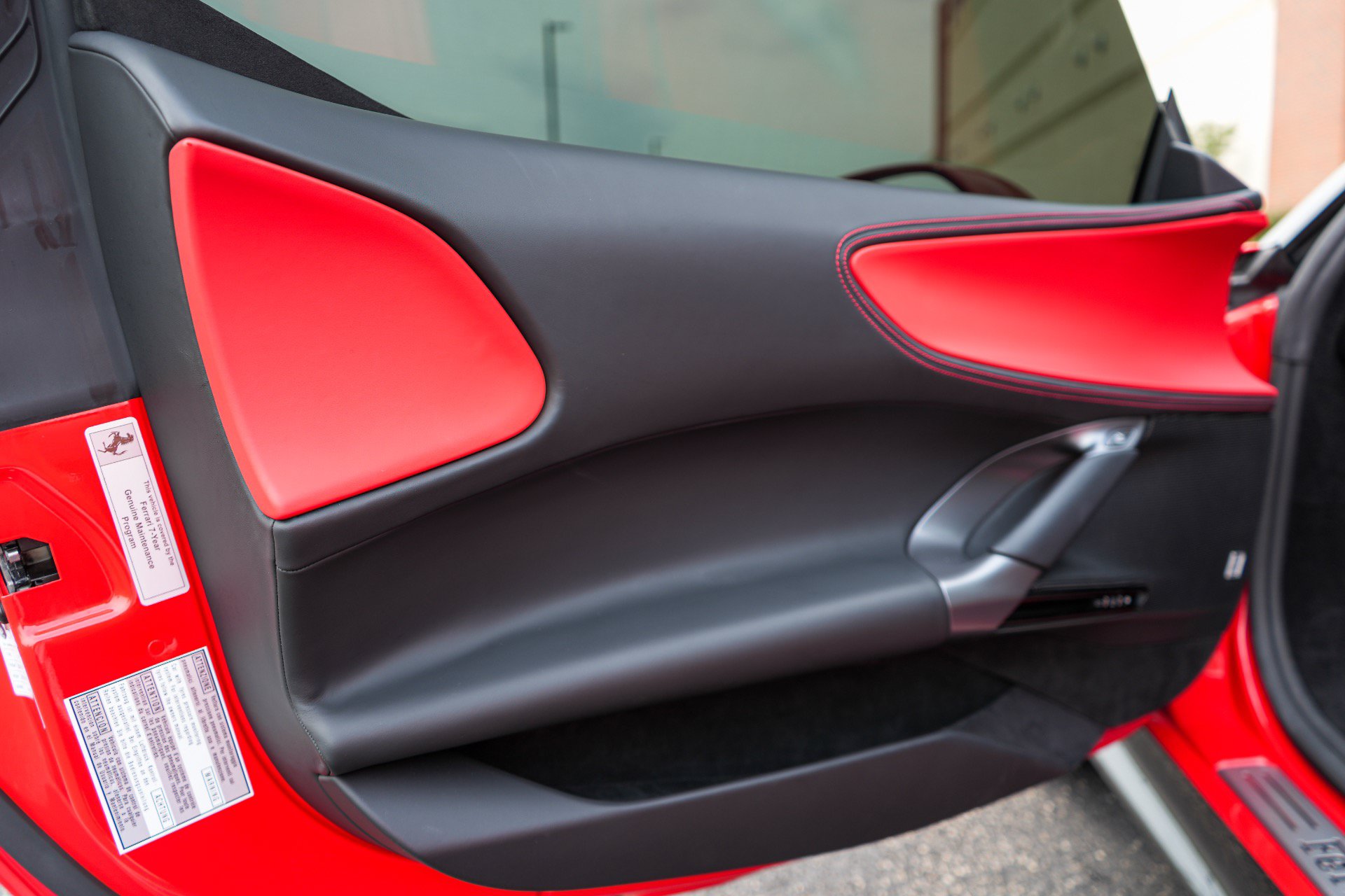 Used 2022 Ferrari SF90 Stradale AWD/4WD image 16