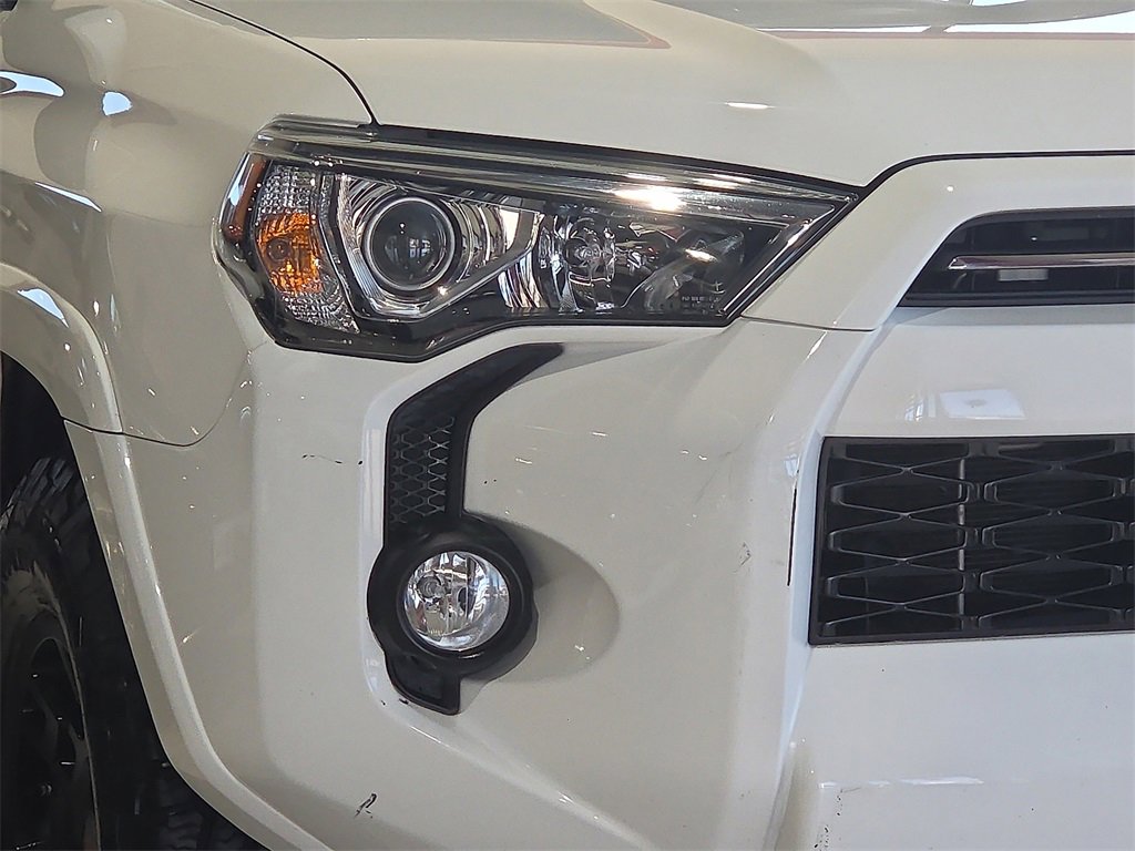 Certified 2020 Toyota 4Runner SR5 Premium image 9