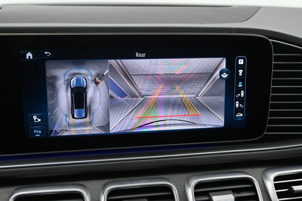 Used 2024 Mercedes-Benz GLS 450 4MATIC image 15