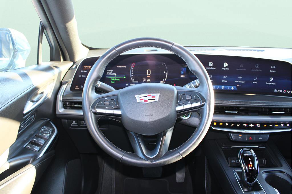 Used 2025 Cadillac XT4 Premium Luxury image 21