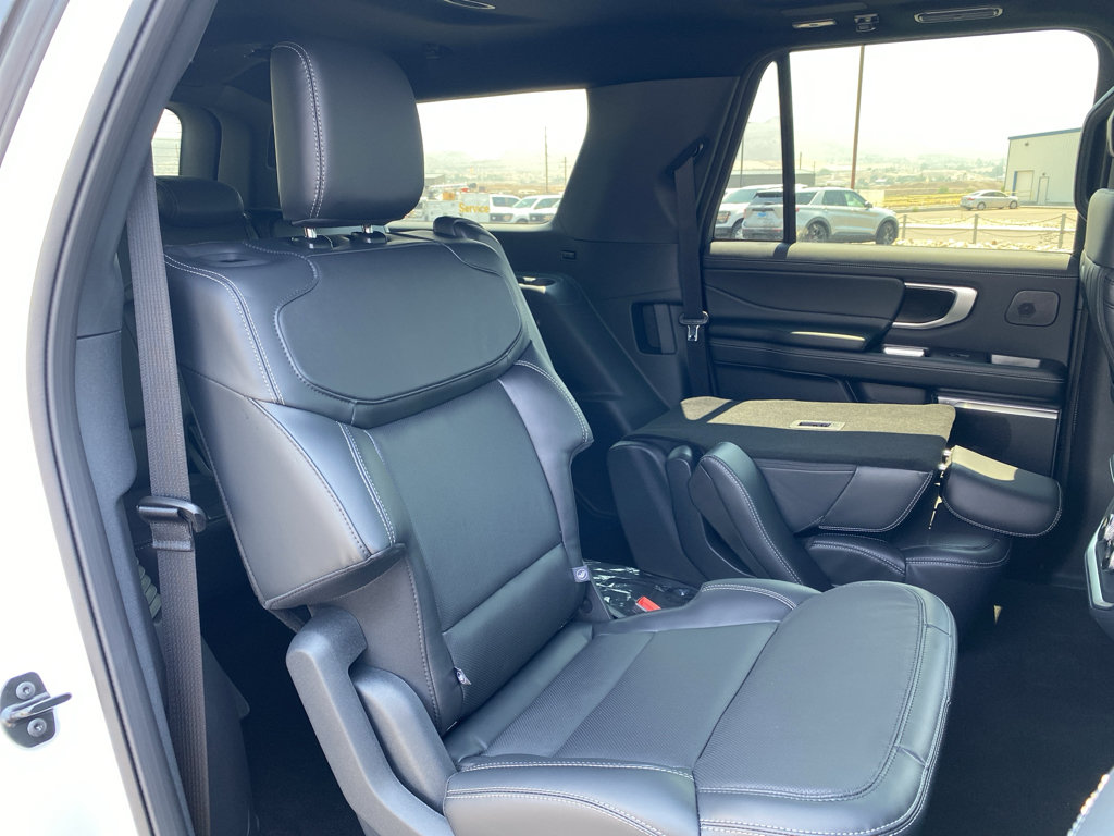 New 2027 Ford Expedition Max Platinum w/ Stealth Appearance Package AWD/4WD image 10