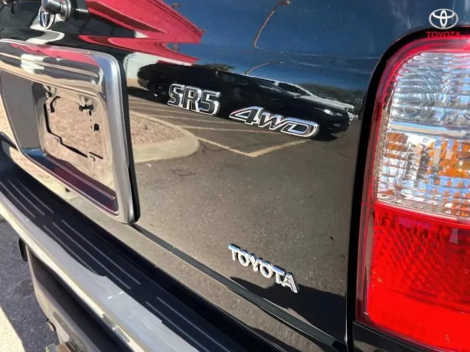 Used 2001 Toyota 4Runner SR5 AWD/4WD image 21