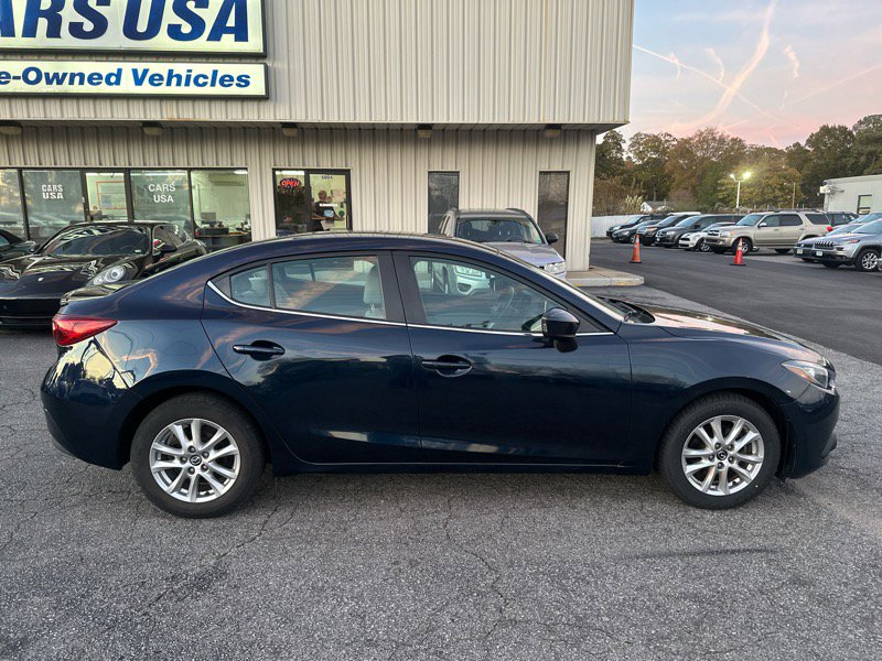 Used 2016 MAZDA MAZDA3 i Touring w/ Popular Equipment Package image 9