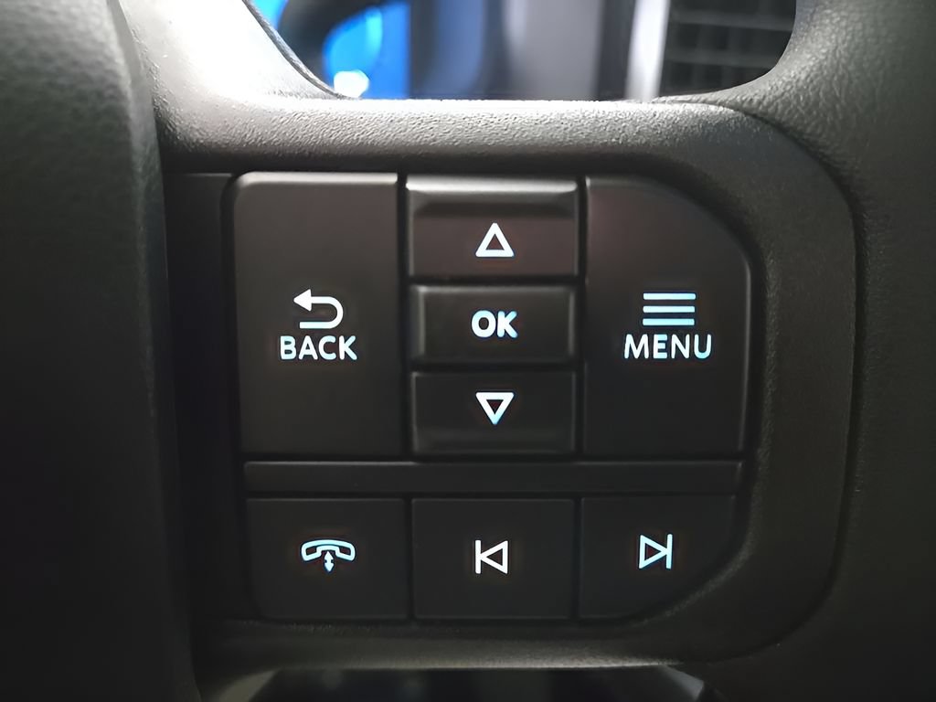 New 2026 Ford F250 XLT w/ XLT Premium Package AWD/4WD image 11