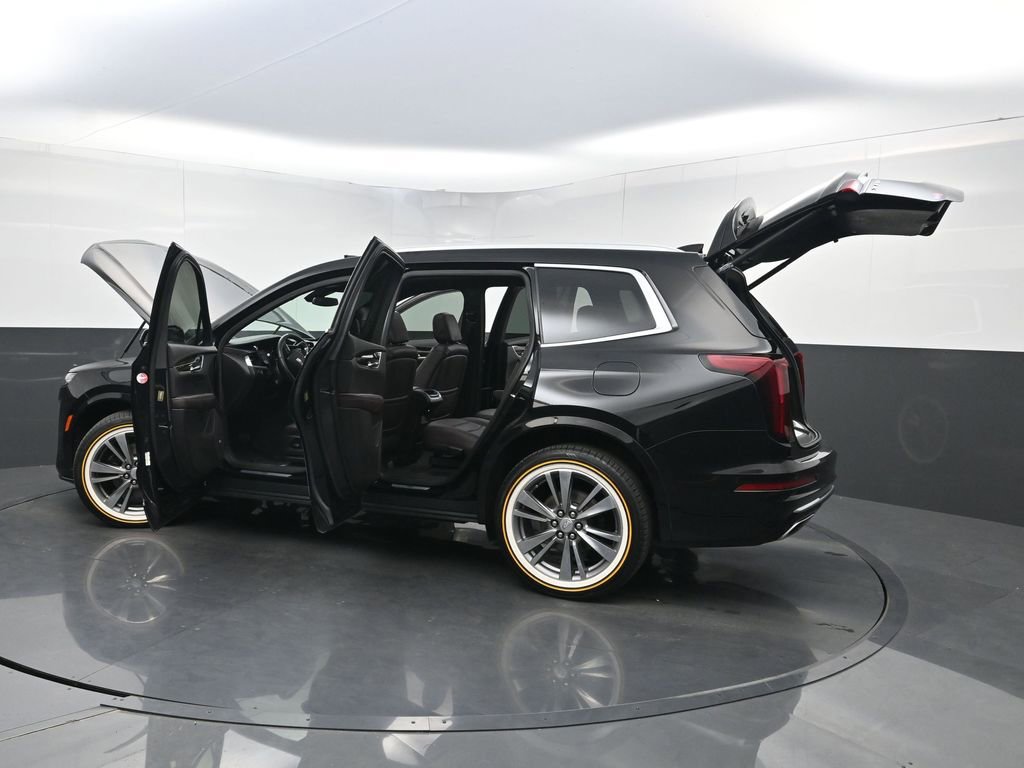 Used 2021 Cadillac XT6 Premium Luxury image 39