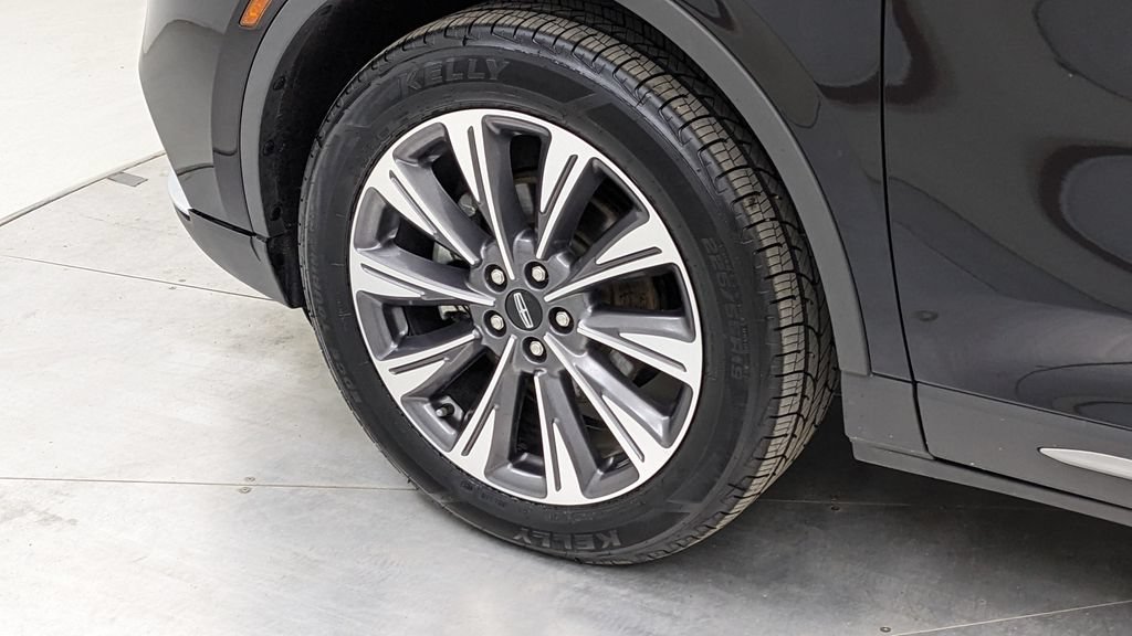 Used 2021 Lincoln Corsair Reserve FWD image 5