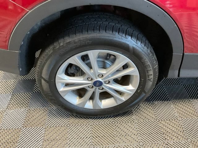 Used 2019 Ford Escape SE FWD image 42