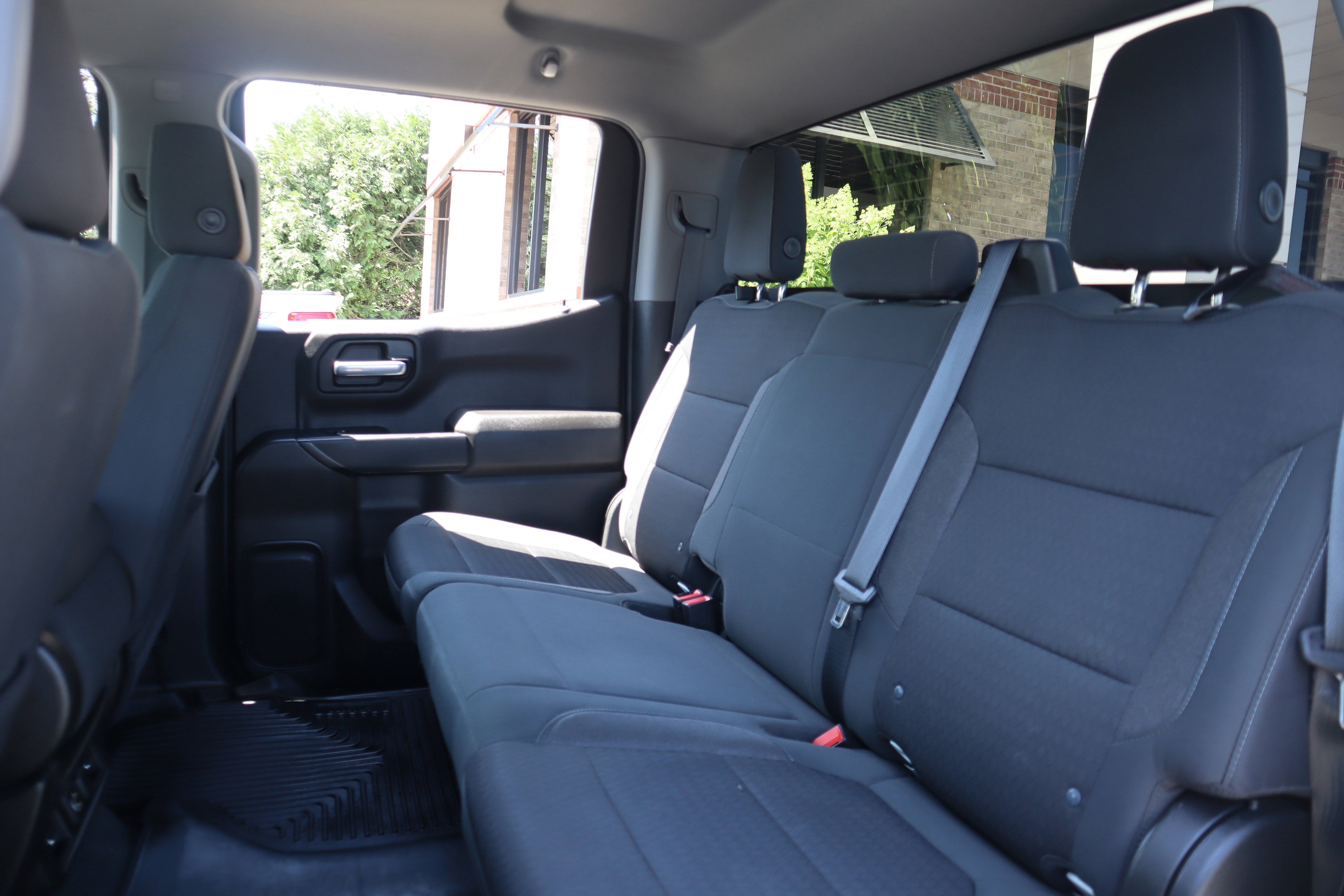 Used 2021 Chevrolet Silverado 1500 LT RWD image 29
