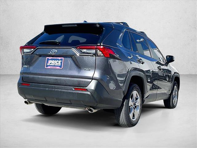 Used 2022 Toyota RAV4 XLE video 2