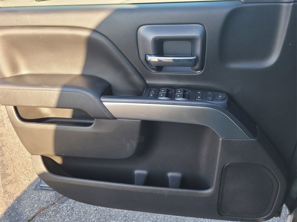 Used 2018 Chevrolet Silverado 1500 LT w/ LT Eassist Package image 26