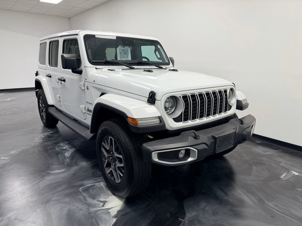 Used 2024 Jeep Wrangler Unlimited Sahara AWD/4WD image 23