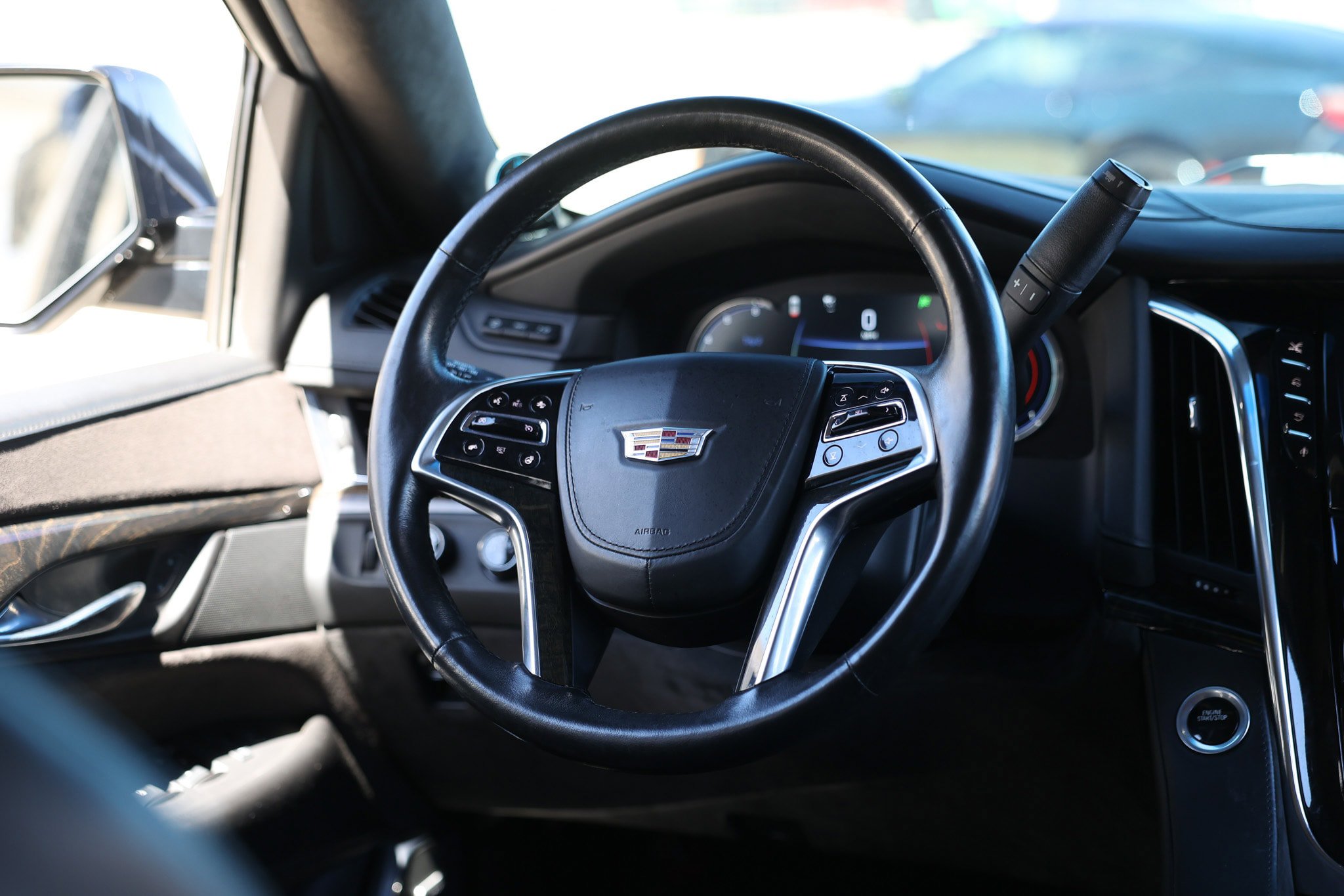 Used 2016 Cadillac Escalade Platinum AWD/4WD image 34