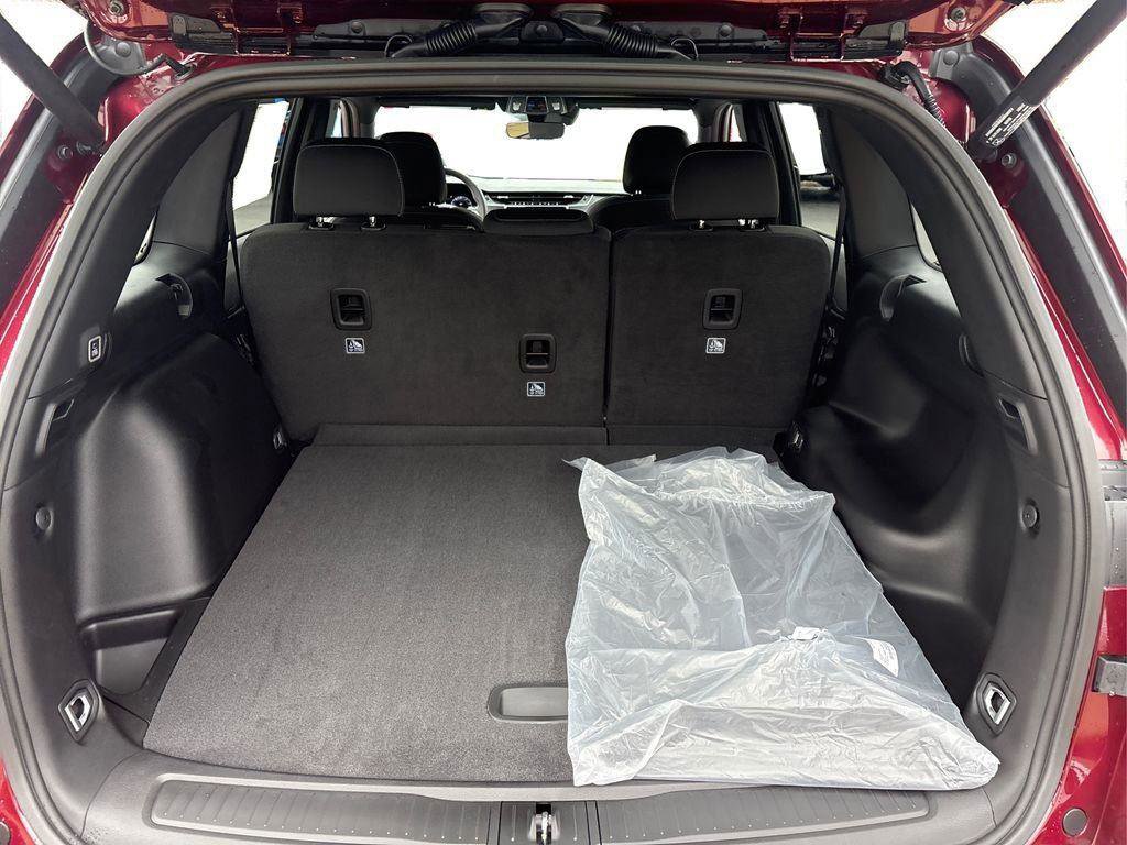 New 2026 Jeep Grand Cherokee Laredo X AWD/4WD image 11
