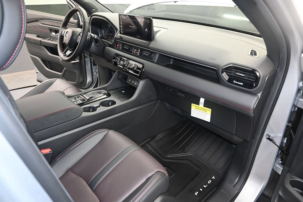 New 2026 Honda Pilot Black Edition image 24