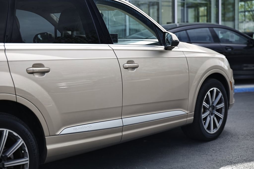 Used 2018 Audi Q7 3.0T Prestige image 8