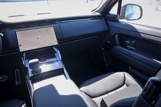 New 2025 Land Rover Range Rover Sport Autobiography image 26