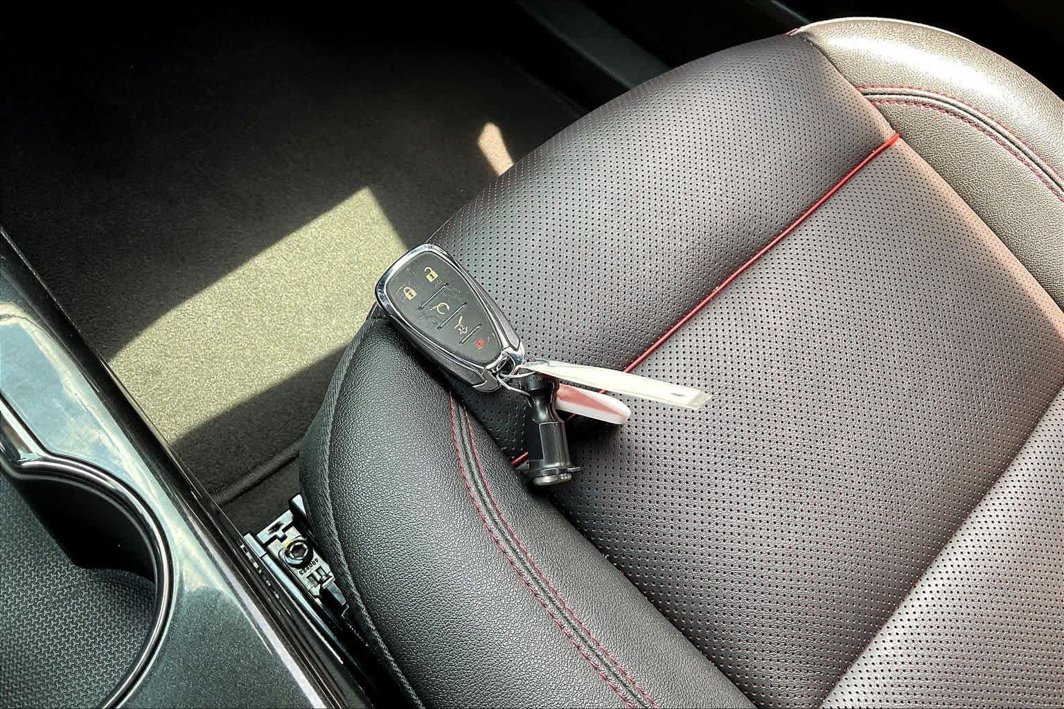 Used 2023 Chevrolet Blazer RS w/ Enhanced Convenience Package FWD image 29