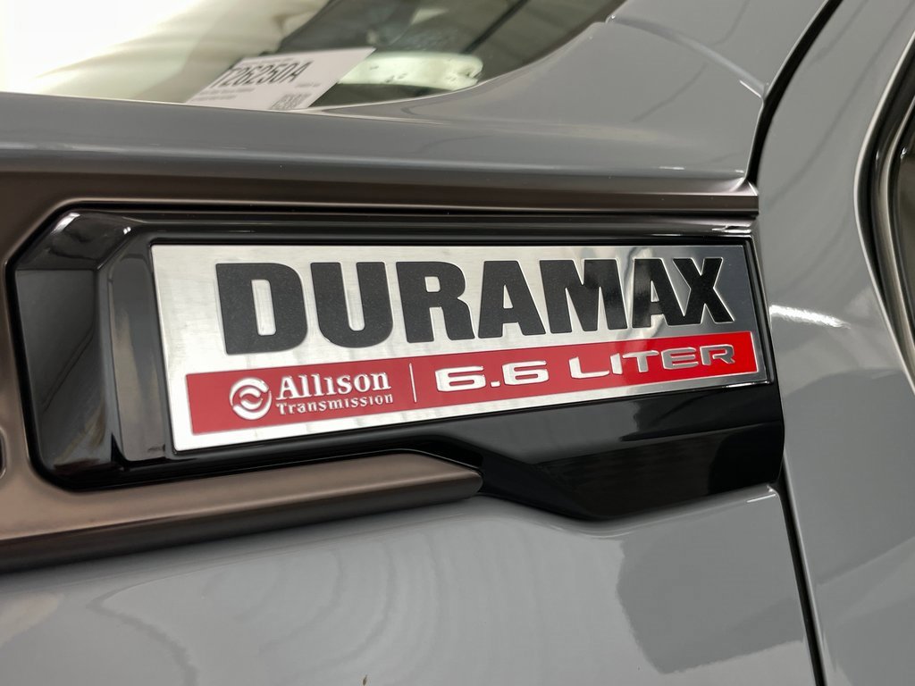 Used 2024 GMC Sierra 2500 AT4X image 55