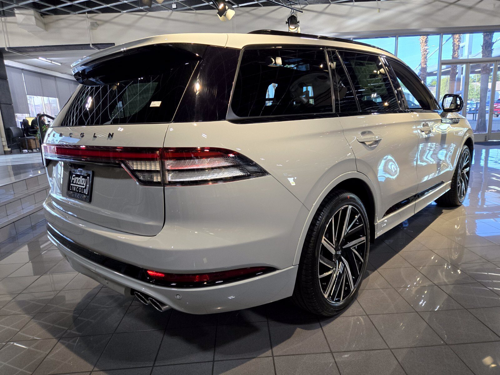 New 2027 Lincoln Aviator Black Label w/ Jet Appearance Package AWD/4WD image 4