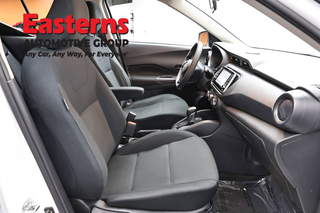Used 2024 Nissan Kicks S FWD image 23