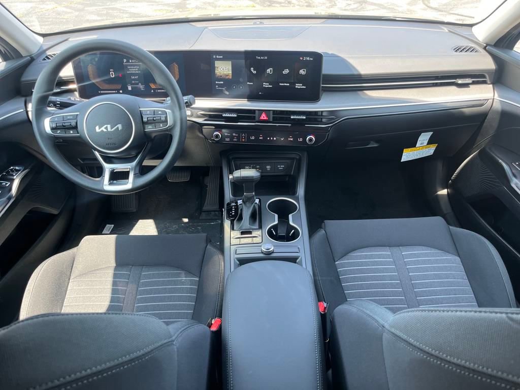 New 2026 Kia K5 LXS image 17