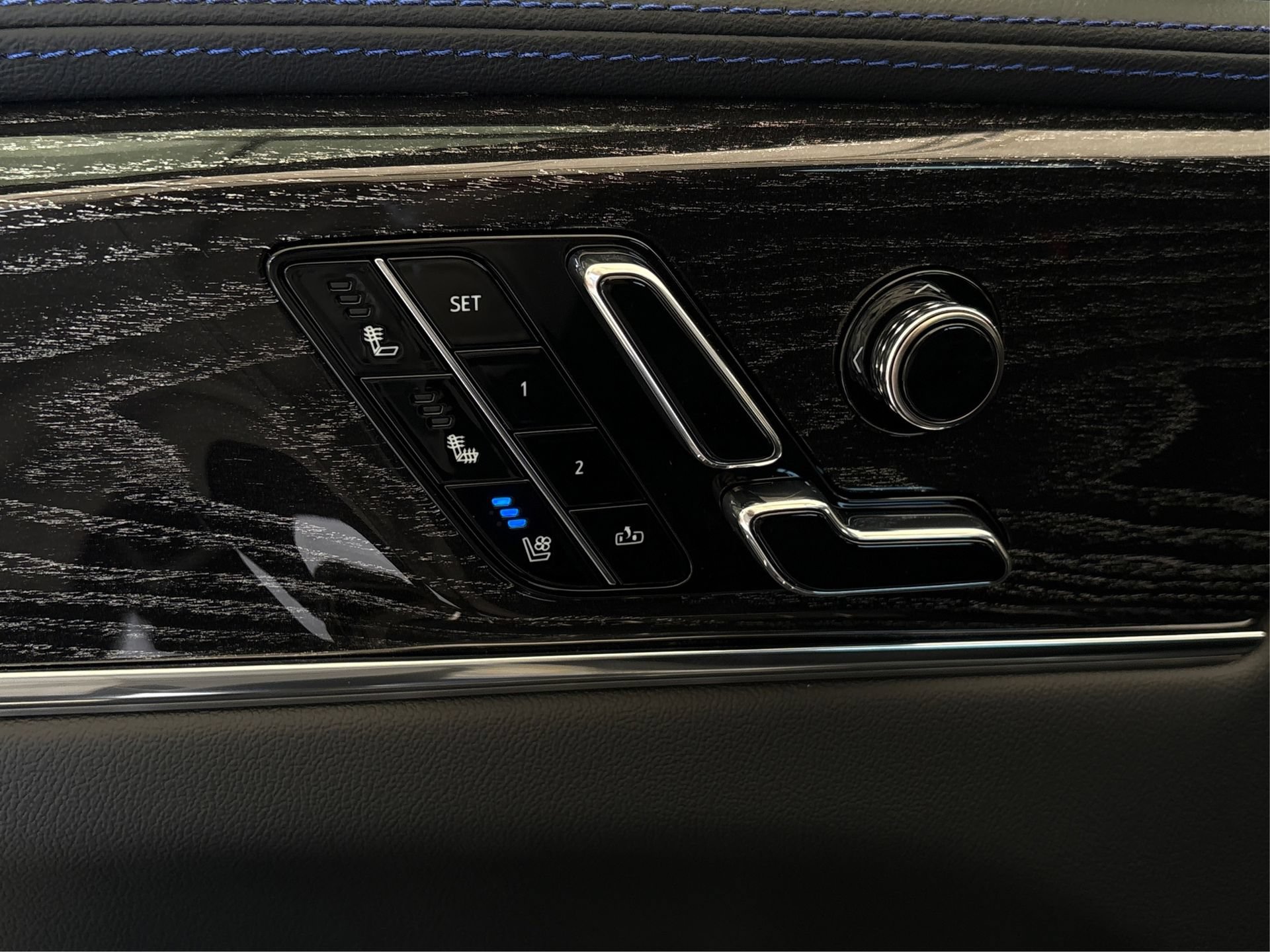 New 2026 Cadillac Escalade IQ Sport 1 AWD/4WD image 30