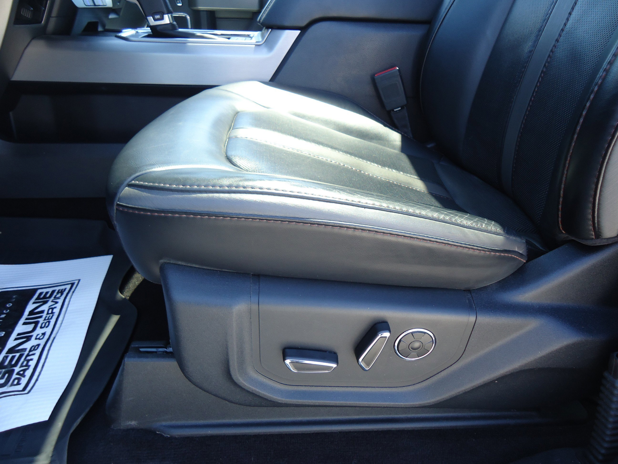 Used 2020 Ford F150 Platinum w/ Equipment Group 701A Luxury AWD/4WD image 28