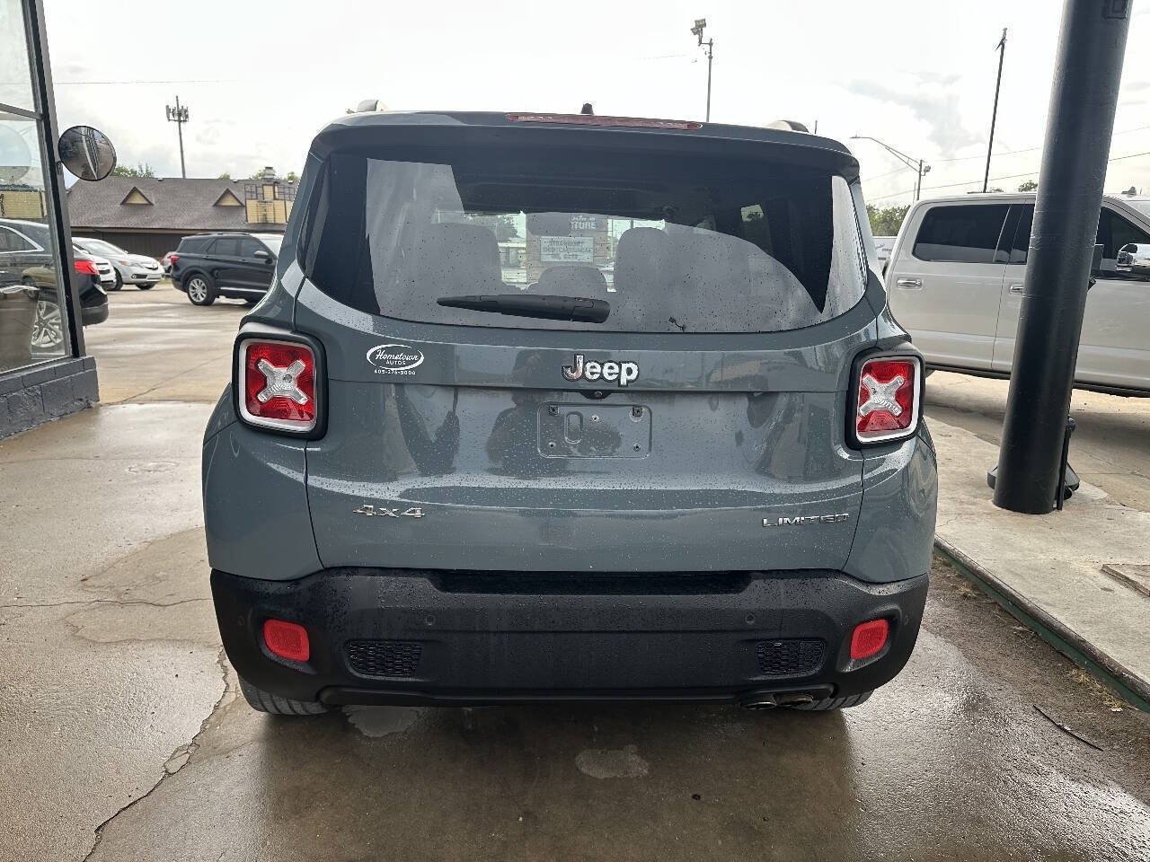 Used 2017 Jeep Renegade Limited AWD/4WD image 7