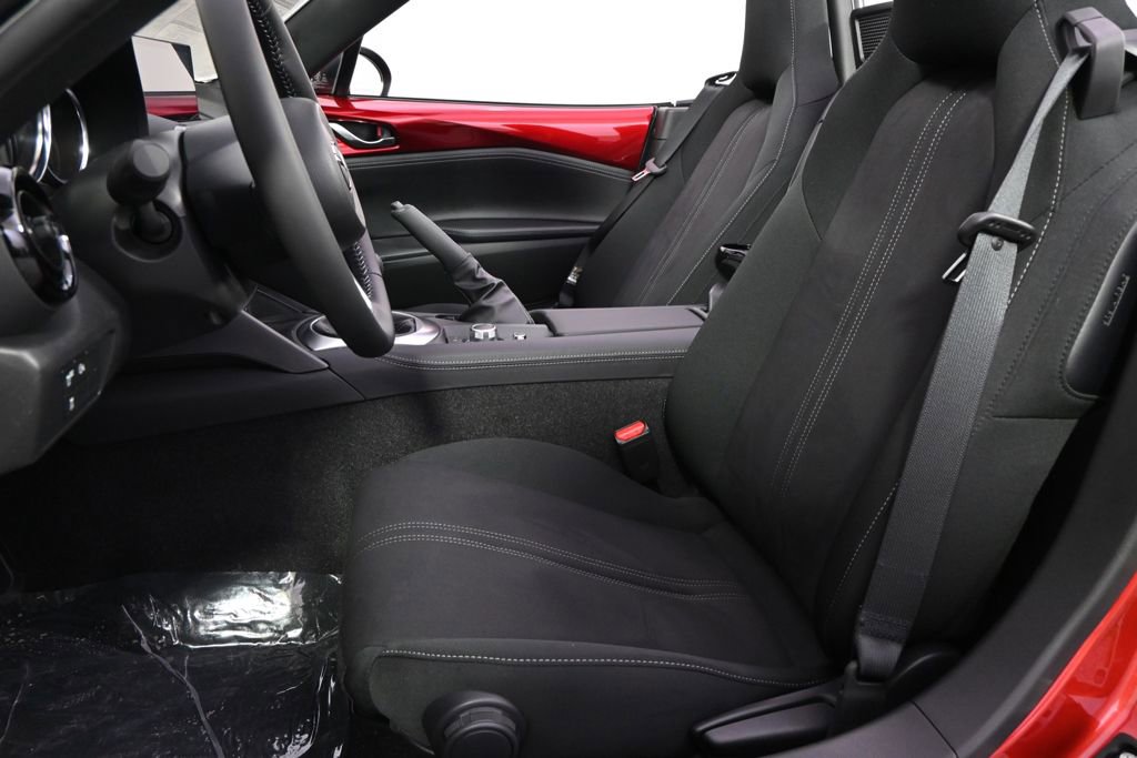 New 2026 MAZDA MX-5 Miata Club image 17