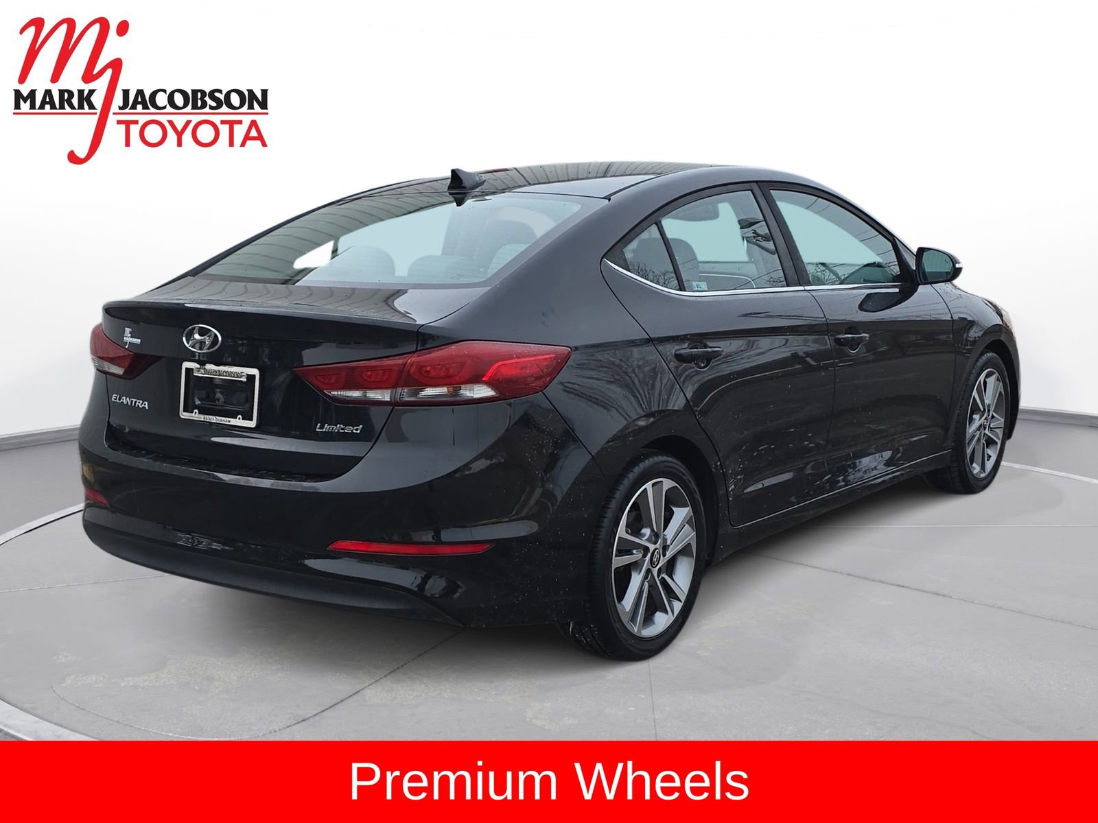 Used 2018 Hyundai Elantra Limited w/ Cargo Package image 8