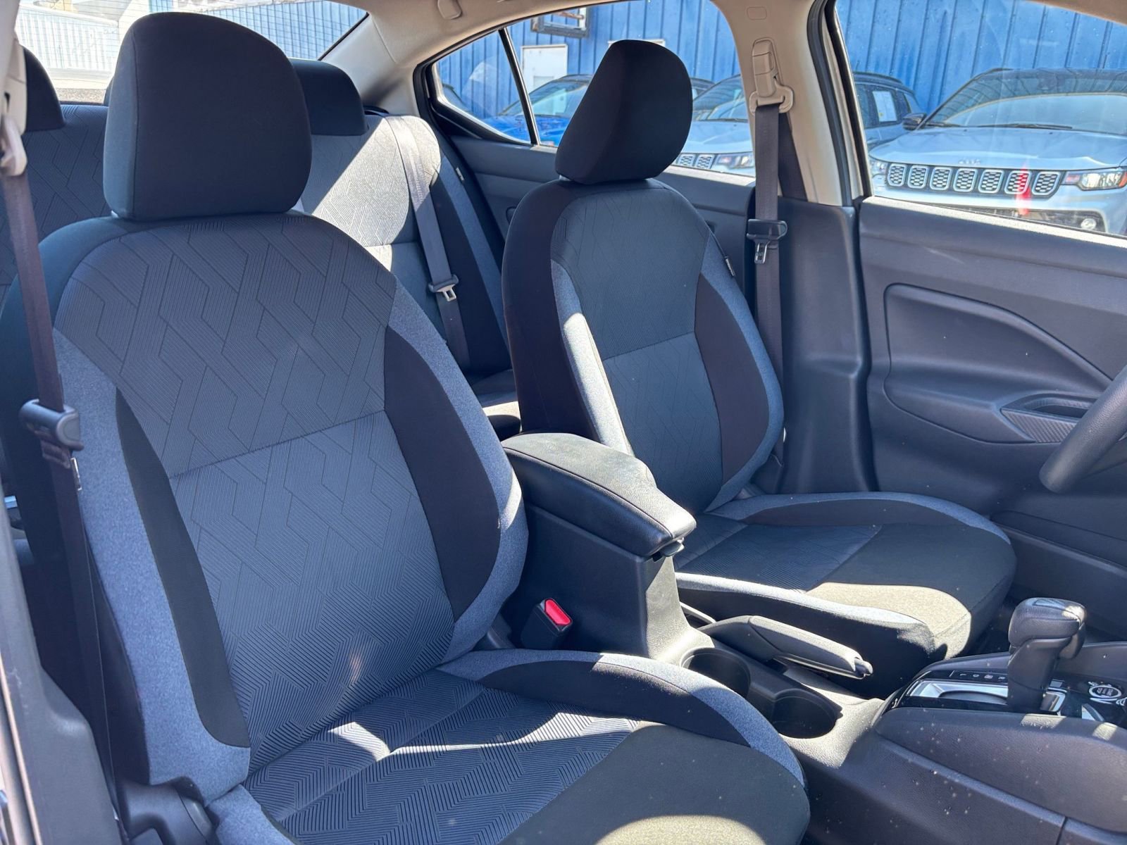 Used 2025 Nissan Versa SV FWD image 34