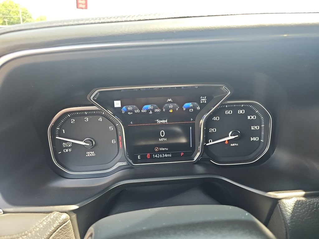 Used 2021 GMC Yukon XL Denali w/ Denali Premium Package AWD/4WD image 20