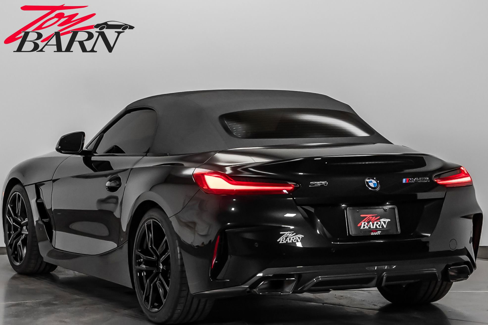 Used 2025 BMW Z4 M40i w/ Edition image 11