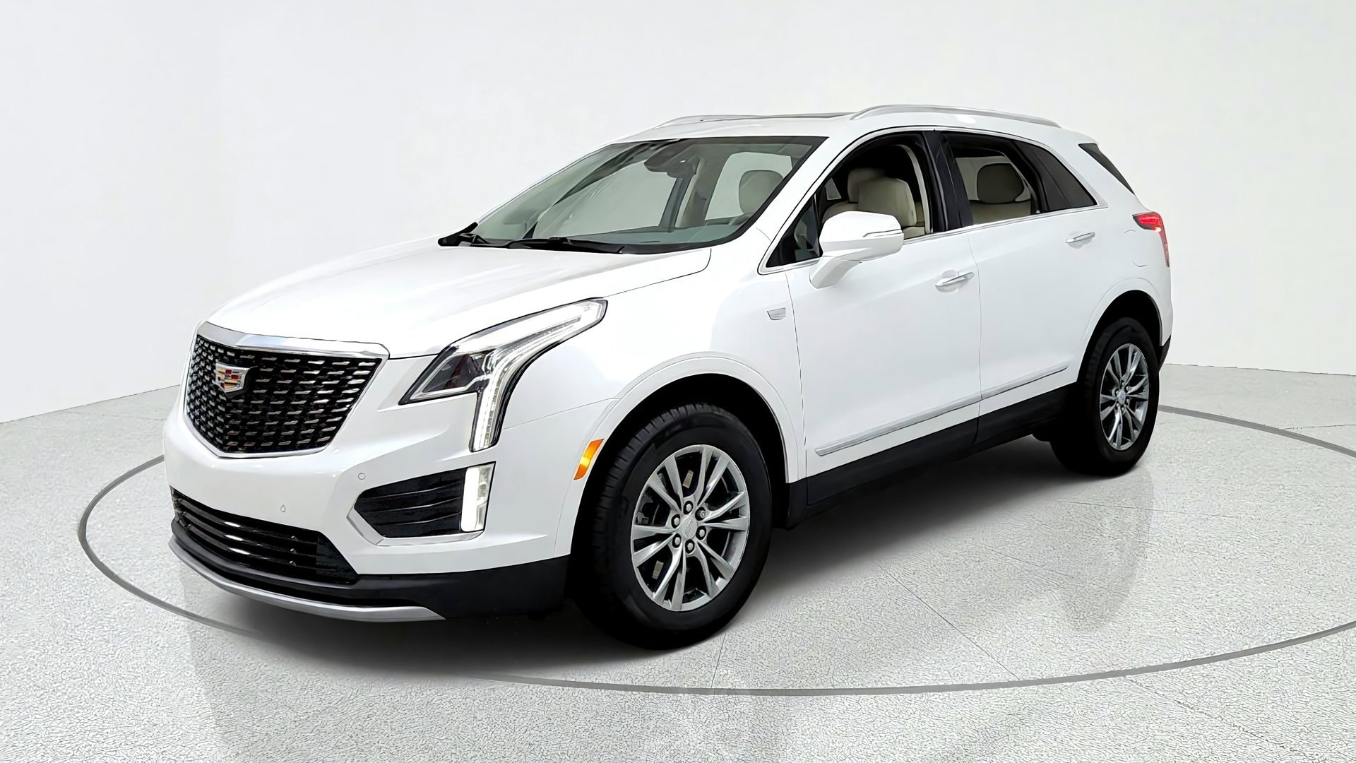 Used 2023 Cadillac XT5 Premium Luxury FWD image 1