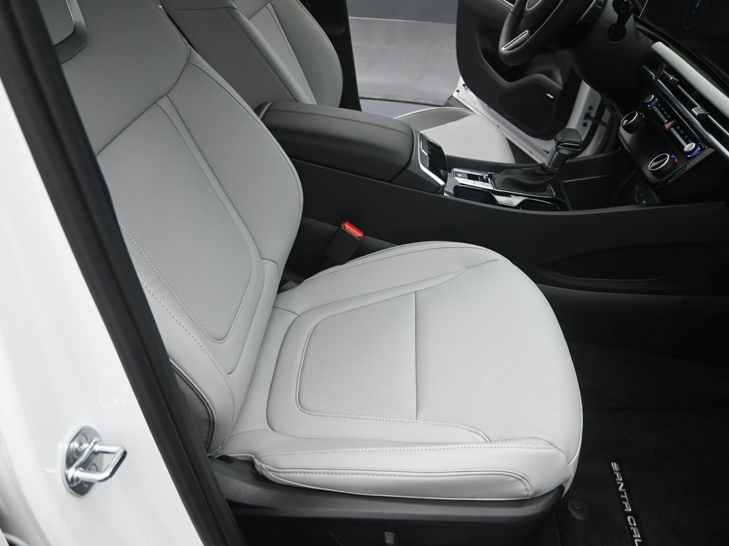 Used 2025 Hyundai Santa Cruz Limited image 34