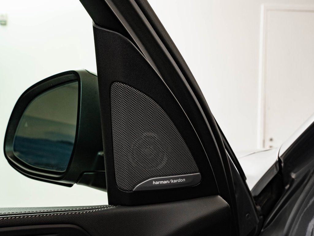 Certified 2025 BMW X5 xDrive40i w/ Climate Comfort Package image 28