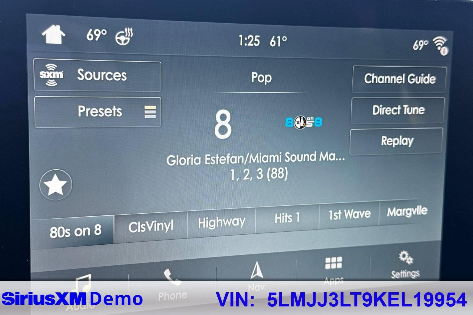 Used 2019 Lincoln Navigator L Reserve image 54