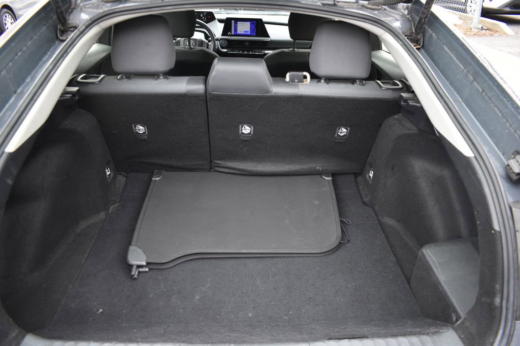 Used 2023 Toyota Prius LE image 29
